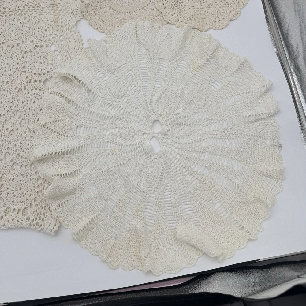 Vintage Crochet Doilies &‎ Table Runner Lot 6pc Ivory Farmhouse Cottage Cotton